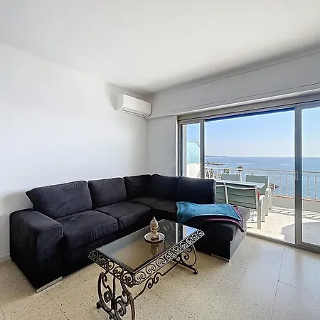 Goelette - 4 Couchages - 1 - Vue Golfe-Juan